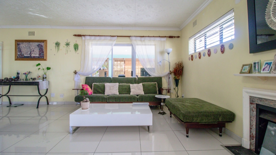 4 Bedroom Property for Sale in Pinelands Western Cape